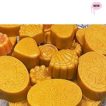 Load image into Gallery viewer, BRIGHTENING TURMERIC | SOAP
